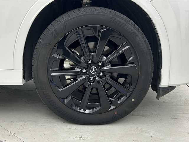 マツダ ＣＸ－６０ XD HV エクスクルーシブスポーツ 宮城県 2022(令4)年 3万km ロジウムホワイトプレミアムメタリック ワンオーナー/パノラマサンルーフ/全周囲カメラ/BOSEサウンドスピーカー/i-ACTIVSENSE/・トラクションコントロールシステム/・アイ・ストップ/・クルージング＆トラフィック・サポート/・マツダ・レーダー・クルーズ・コントロール/・レーンキープ・アシスト・システム/ヘッドアップディスプレイ/ブラインドスポットモニター/マツダコネクトナビ（12.3インチ）/・BT.HDMI.USB.AppleCarPlay.AndroidAuto/フルセグTV/電動リアゲート/本革黒シート/前席パワーシート/前席エアーシート/全席シートヒーター/ステアリングヒーター/革巻きステアリング/ステアリングスイッチ/ワイヤレス充電/ビルトインETC/プッシュスタート/スマートキー×2/LEDヘッドライト/リアフォグライト/純正フロアマット/純正20インチAW/ドアバイザー/100V充電