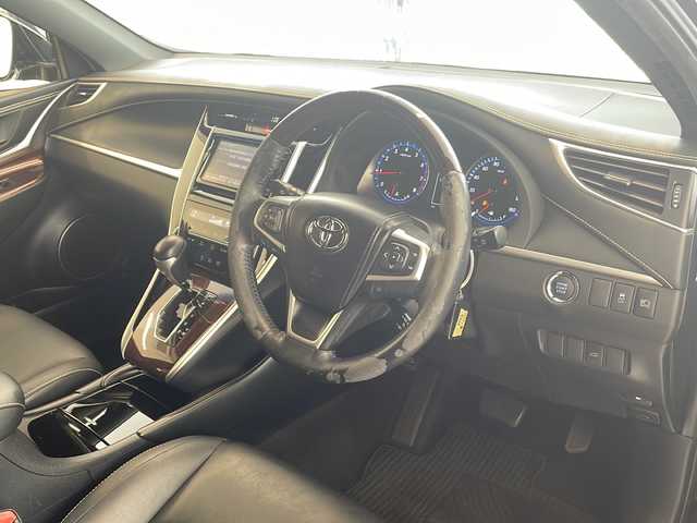 トヨタ ハリアー プレミアム 岐阜県 2016(平28)年 8万km 黒 モデリスタエアロ/純正ナビ/Bluetooth/フルセグTV/バックカメラ/クルーズコントロール/オートライト/LEDライト/オートマチックハイビーム/ドライブレコーダー/ハーフレザーシート/アイドリングストップ