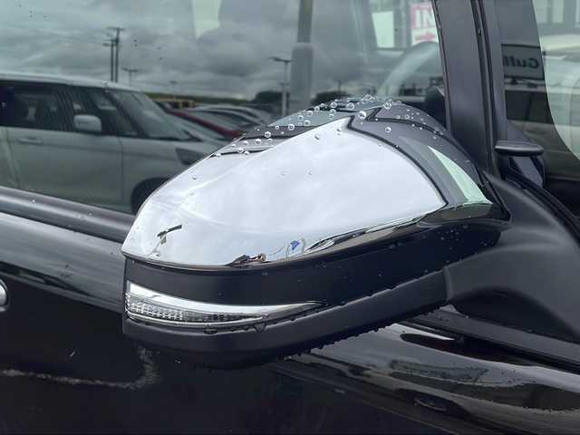 トヨタ ヴォクシー ZS 煌Ⅱ 新潟県 2019(平31)年 8.9万km イナズマスパーキングブラックガラスフレーク アルパイン製9インチメモリナビ/（DTV/DVD/Bluetooth）/アルパイン製フリップダウンモニター/衝突軽減/コーナーセンサー/パーキングサポートブレーキ/先行車発進検知/レーンキープアシスト/クルーズコントロール/ビルドインETC/ドライブレコーダー/両側パワースライドドア/ロールアップサンシェード/USB給電/LEDヘッドライト/フォグランプ/オートハイビーム/ウィンカーミラー/電格ミラー/ドアバイザー/スペアキー×１