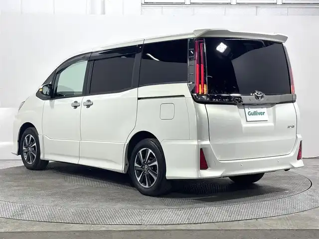 トヨタ ノア Si ダブルバイビーⅡ 大阪府 2019(令1)年 3.5万km ラグジュアリーホワイトパールクリスタルシャインガラスフレーク carrozzeriaナビTV バックカメラ ハーフレザー クルーズコントロール 衝突軽減ブレーキ レーンアシスト オートハイビーム 両側パワースライドドア リアオートエアコン クリアランスソナー ワンオーナー ETC