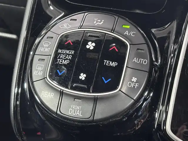 トヨタ ノア Si ダブルバイビーⅡ 大阪府 2019(令1)年 3.5万km ラグジュアリーホワイトパールクリスタルシャインガラスフレーク carrozzeriaナビTV バックカメラ ハーフレザー クルーズコントロール 衝突軽減ブレーキ レーンアシスト オートハイビーム 両側パワースライドドア リアオートエアコン クリアランスソナー ワンオーナー ETC
