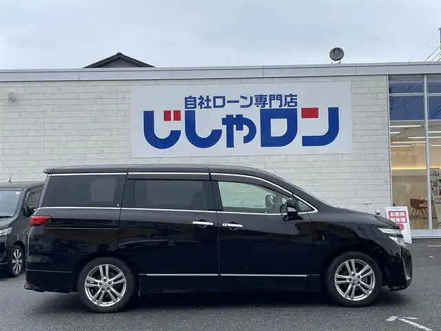 日産 エルグランド 250ハイウェイスター 佐賀県 2011(平23)年 10.9万km ファントムブラック (株)IDOMが運営する【じしゃロン佐賀店】の自社ローン対象車両になります。こちらは現金ご利用時の価格です。自社ローンご希望の方は別途その旨お申付け下さい。/７人乗　/ブラック　/フリップダウンモニター　/純正ＨＤＤナビ フルセグ 全周囲カメラ　/ＢＴオーディオ ＤＶＤ ＣＤ