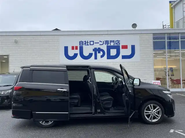 日産 エルグランド 250ハイウェイスター 佐賀県 2011(平23)年 10.9万km ファントムブラック (株)IDOMが運営する【じしゃロン佐賀店】の自社ローン対象車両になります。こちらは現金ご利用時の価格です。自社ローンご希望の方は別途その旨お申付け下さい。/７人乗　/ブラック　/フリップダウンモニター　/純正ＨＤＤナビ フルセグ 全周囲カメラ　/ＢＴオーディオ ＤＶＤ ＣＤ