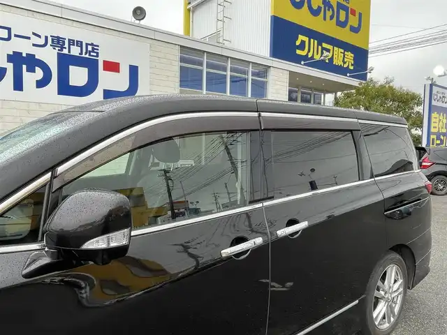 日産 エルグランド 250ハイウェイスター 佐賀県 2011(平23)年 10.9万km ファントムブラック (株)IDOMが運営する【じしゃロン佐賀店】の自社ローン対象車両になります。こちらは現金ご利用時の価格です。自社ローンご希望の方は別途その旨お申付け下さい。/７人乗　/ブラック　/フリップダウンモニター　/純正ＨＤＤナビ フルセグ 全周囲カメラ　/ＢＴオーディオ ＤＶＤ ＣＤ