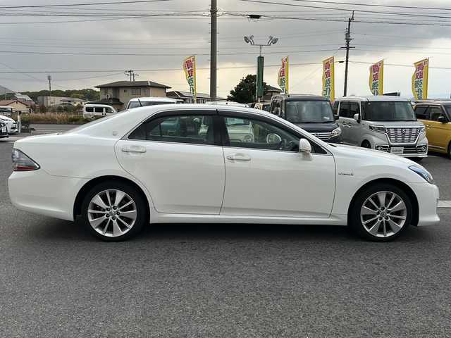 トヨタ クラウン ハイブリッド スタンダードパッケージ 香川県 2009(平21)年 7.7万km ホワイトパールクリスタルシャイン 純正ナビ（フルセグTV/CD/DVD/BT)/バックカメラ/サンルーフ/全席パワーシート/シートメモリー/オートライト/HIDヘッドライト/ビルトインETC