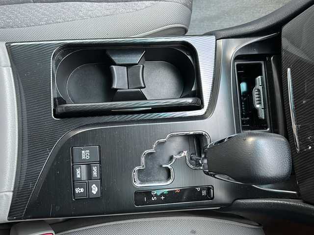 トヨタ クラウン ハイブリッド スタンダードパッケージ 香川県 2009(平21)年 7.7万km ホワイトパールクリスタルシャイン 純正ナビ（フルセグTV/CD/DVD/BT)/バックカメラ/サンルーフ/全席パワーシート/シートメモリー/オートライト/HIDヘッドライト/ビルトインETC