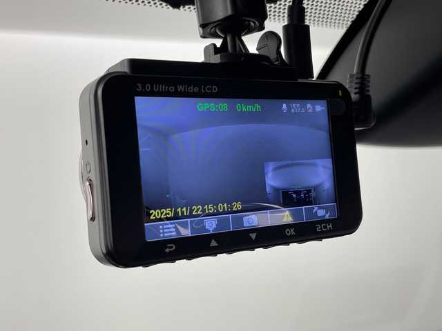 トヨタ カローラ スポーツ G Z 愛知県 2019(平31)年 4.9万km ブラッキッシュアゲハガラスフレーク 禁煙車/純正9インチナビ/（CD/DVD/Bluetooth/フルセグTV/USB/HDMI)/バックカメラ/TRDフルエアロ/プレミアムサウンド8chスピーカー/トヨタセーフティセンス/・プリクラッシュセーフティ/・レーントレーシングアシスト/・オートマチックハイビーム/・レーダークルーズコントロール/・リヤクロストラフィックアラート/・パーキングサポートブレーキ/・クリアランスソナー/・ブラインドスポットモニター/ヘッドアップディスプレイ/デジタルインナーミラー/ドライブレコーダー/ETC2.0/純正18インチアルミホイール/スマートキー/スペアキー1本/プッシュスタート/LEDヘッドライト/フロントフォグランプ/オートライト/純正フロアマット/横滑り防止装置/ステアリングスイッチ/電動格納ミラー