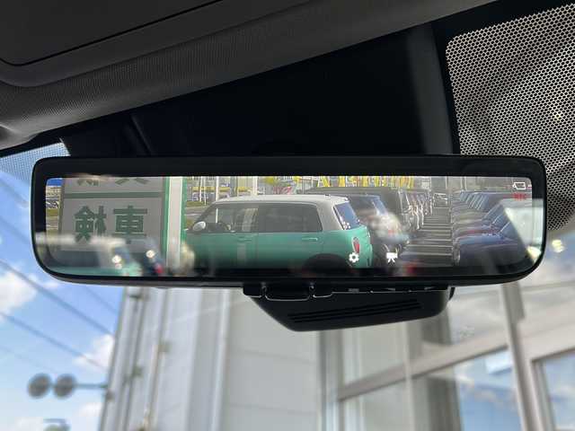 トヨタ ＲＡＶ４ ハイブリッドG 静岡県 2023(令5)年 3.5万km アティチュードブラックマイカ 【安全装備】/トヨタセーフティセンス/プリクラッシュセーフティ/（ミリ波レーダー・単眼カメラ・昼自転車運転者＆夜間歩行者検知機能付）/（対車両：自車車速域約10km/hから最高速度：最大約40km/h減速可）/（対歩行者：自車車速域約10km/hから80km/h間：最大約30km/h減速可）/レーダークルーズコントロール（全車速追従機能付/ブレーキ制御付）/レーントレーシングアシスト（LTA）（作動車速：50km/h以上時）/（ステアリング操作支援）/ロードサインアシスト（RSA）（道路標識認識支援）/アダプティブハイビーム/【主要装備】/・純正１０．５インチディスプレイオーディオ　/・パノラミックビューモニター　/・ステアリングヒーター　/・パワーバックドア　/・デジタルインナーミラー　/・純正１８インチアルミホイール　/・ＥＴＣ