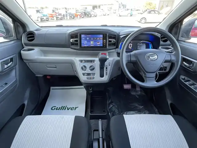 ダイハツ ミラ イース X SAⅢ 佐賀県 2017(平29)年 5.1万km マゼンタベリーマイカM 純正ディスプレイオーディオ/・AM/FM/CD/DVD/SD/Bluetooth/バックカメラ/衝突回避支援ブレーキ/車線逸脱警報機能/横滑り防止装置/前後クリアランスソナー/ISOFIX対応/純正LEDヘッドライト/・オートマチックハイビーム/純正フロアマット/純正ドアバイザ―/新車保証書/スペアキー１本