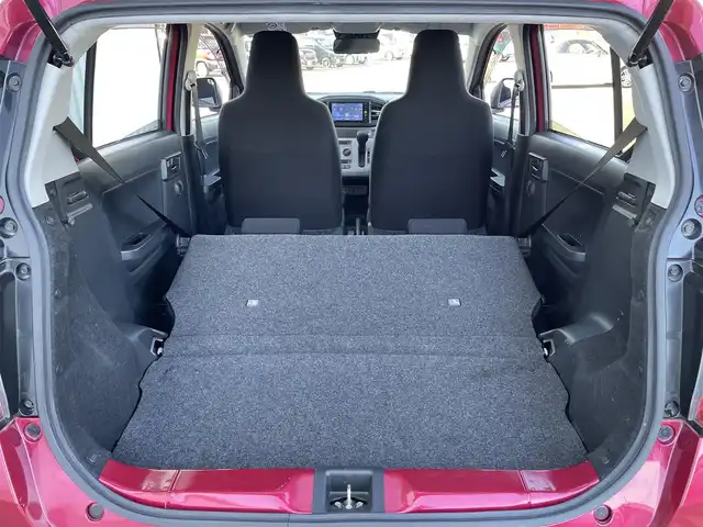 ダイハツ ミラ イース X SAⅢ 佐賀県 2017(平29)年 5.1万km マゼンタベリーマイカM 純正ディスプレイオーディオ/・AM/FM/CD/DVD/SD/Bluetooth/バックカメラ/衝突回避支援ブレーキ/車線逸脱警報機能/横滑り防止装置/前後クリアランスソナー/ISOFIX対応/純正LEDヘッドライト/・オートマチックハイビーム/純正フロアマット/純正ドアバイザ―/新車保証書/スペアキー１本