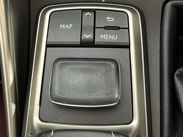 レクサス ＩＳ 神奈川県 2017(平29)年 2.8万km ホワイトノーヴァガラスフレーク レクサスセーフティシステム/プリクラッシュセーフティ/レーンディパーチャーアラート/オートマチックハイビーム/レーダークルーズコントロール/純正ナビ/CD/BT/DTV/SD/AUX/USB/ステアリングスイッチ/D席メモリシート/N席パワーシート/D/N席シートヒーター/エアーシート/パドルシフト/ECO/SPORTモード/電動チルトステアリング/ビルトインETC2.0/純正18inアルミホイール/純正フロアマット/バックカメラ/前方ドラレコ(DRT-H68A)