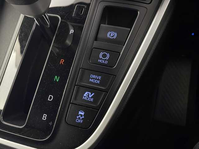 トヨタ ノア ハイブリッド S－Z 愛知県 2022(令4)年 5.1万km アティチュードブラックマイカ 純正10.5型メモリナビ/フルセグTV/BT/HDMI/USB//AppleCarPlaｙ/AndroidAuto/CD/DVDキット/快適利便high/2列目席オットマン機能/2列目席シートヒーター/ハンドルヒーター/パワーバックドア/両側電動スライドドア/ビルトインETC2.0/ハーフレザーシート/シートヒーター　D/N席/AC100V/トヨタセーフティセンス/PCS/LDA/ACC/PKSB//RSA/AHB/PDA/先行車発進告知/クリアランスソナー/スマートキー/プッシュスタート/革巻きステアリング/ステアリングスイッチ/LEDオートライト/フォグランプ/USBポート/サンシェード/電動パーキング/オートブレーキホールド/nanoeX/純正17インチAW/純正フロアマット/純正ドアバイザー