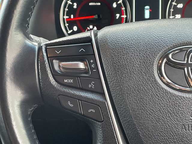 トヨタ アルファード S タイプゴールド 兵庫県 2021(令3)年 3.8万km ホワイトパールクリスタルシャイン サンルーフ/純正ディスプレイオーディオ/純正フリップダウンモニター/(CD/DVD/BT/USB)/フルセグTV/バックカメラ/ETC/両側パワースライドドア/衝突軽減ブレーキ/レーダークルーズコントロール/前後コーナーセンサー/ブラインドスポットモニター/MTモード付AT/デジタルインナーミラー/前方ドライブレコーダー/LEDヘッドライト/オートライト/オートハイビーム/フォグランプ/電動パーキングブレーキ/オートホールド/電動リアゲート/電動格納ミラー/オートリトラミラー/スマートキー/社外フロアマット/