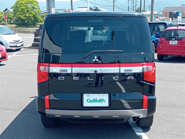 三菱 デリカＤ：５ シャモニー 福井県 2024(令6)年 1.4万km ブラックダイヤモンド ワンオーナー車/純正18インチAW/電動サイドステップ/電動リアゲート/４WD/後席用フリップダウンモニター/社外バンパー/ステアリングヒーター/パドルシフト/レーダークルーズコントロール/前後ドライブレコーダー/両側パワースライドドア/運転席パワーシート/衝突被害軽減システム/バックカメラ/アルパイン11インチメモリナビ/LEDヘッドライト/Fフォグ/レーンキープアシスト/横滑り防止装置/盗難防止装置/オートホールド/シートヒーター/ETC/カーテンエアバッグ