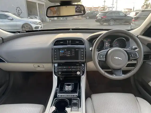 ジャガー ＸＥ XE ポートフォリオ 滋賀県 2016(平28)年 10万km 紺 サンルーフ/ACC/LKA/BSM/レザーシート/全席シートヒーター /前席パワーシート /純正ナビ/バックカメラ/ETC/前後コーナーセンサー/保証書/取説/スペアキー
