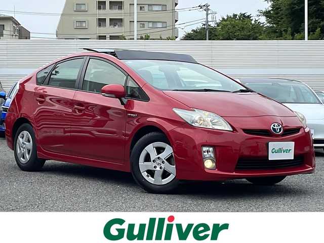 トヨタ プリウス S 東京都 2011(平23)年 7.2万km レッドマイカメタリック 新車時保証書/取扱説明書【車両/ナビ】/純正HDDナビ/ワンセグTV【NHDT-W60G】/CD/DVD/HDD/BT/AUX/SD/バックカメラ　ビルトインETC/サンルーフ/前ドラレコ/フォグ/オートライト/クリアランスソナー/スマートキー×2/純正15インチアルミ