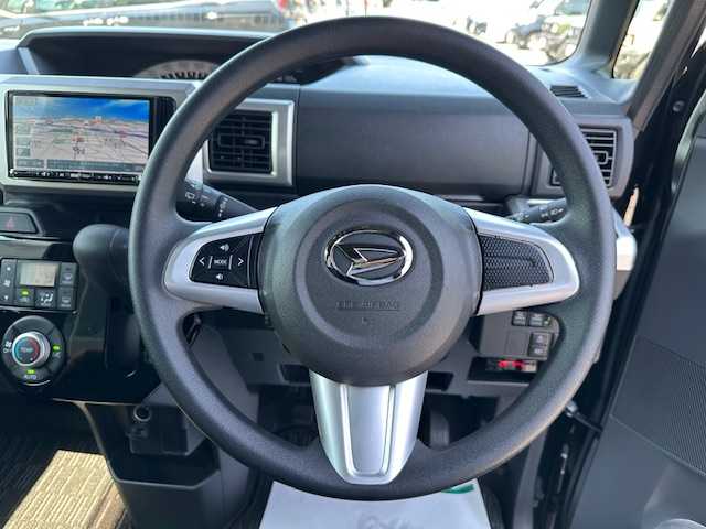ダイハツ ウェイク L SA Ⅲ 大阪府 2018(平30)年 4.7万km ブラックマイカメタリック ナビ　/フルセグ　/Ｂｌｕｅｔｏｏｔｈ　/バックカメラ　/両側パワースライドドア　/プッシュスタート　/スマートキー　/フロアーマット　/純正アルミホイール
