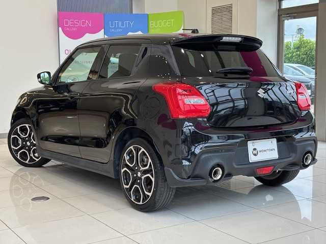 スズキ スイフト スポーツ 埼玉県 2020(令2)年 2.3万km スーパーブラックパール メモリーナビ/ CD/DVD/BT/USB/SD/フルセグ/シートヒーター/パドルシフト/LEDヘッドライト/クルーズコントロール/ETC/スマートキー×2/禁煙車