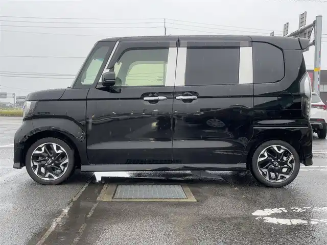 ホンダ Ｎ ＢＯＸ カスタム G L ターボ ホンダセンシング 徳島県 2019(令1)年 3.1万km クリスタルブラックパール ・社外フローティングナビ　/　CD、DVD、フルセグTV、Bluetooth/・ビルトインETC/・バックカメラ/・社外フリップダウンモニタ/・ハーフレザーシート/・ターボ/・両側電動スライドドア/・社外ドライブレコーダ/・衝突軽減ブレーキ/・レーダークルーズコントロール/・レーンキープアシスト/・純正アルミホイール/・アイドリングストップ/・オートライト/・オートハイビーム/・純正フロアマット