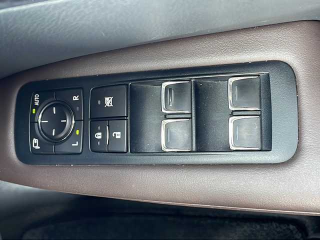 レクサス ＲＸ 450h バージョンL 石川県 2016(平28)年 11.8万km ソニッククォーツ セーフティシステムプラス/・プリクラッシュセーフティシステム/・レーダークルーズコントロール/・レーンキーピングアシスト/・オートマチックハイビーム/純正12.3インチSDナビゲーション/【CD・DVD・Blu-ray・SD・Bluetooth・フルセグTV・HDMI】/マークレビンソンプレミアムサラウンドシステム/リアシートエンターテインメントシステム/ムーンルーフ/パノラミックビューモニター/全席パワーシート/前席メモリ機能付き/前席シートヒーター/前席エアシート/パワーバックドア/社外デジタルインナーミラー/社外レーダー/社外前後ドライブレコーダー/スマートキー/・プッシュスタート/・スペアキー/LEDヘッドライト/・シーケンシャルライト/・オートライト/・フォグランプ/アダプティブハイビームシステム/クリアランスソナー/ブラインドスポットモニター（BSM）/ヘッドアップディスプレイ（HUD）/20インチオプションアルミホイル/純正ドアバイザー/純正フロアマット/保証書/取扱説明書/記録簿