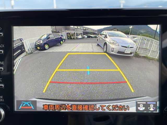 トヨタ ヤリスクロス G 山梨県 2020(令2)年 1.6万km シルバーメタリック 純正ディスプレイオーディオ　/バックカメラ　/ＵＳＢ　/Ｂｌｕｅｔｏｏｔｈ/前席シートヒーター　/ステアリングヒーター　/オートエアコン　/追従型クルーズコントロール　/ＡＢＳ　/横滑り防止装置　/レーンキープアシスト