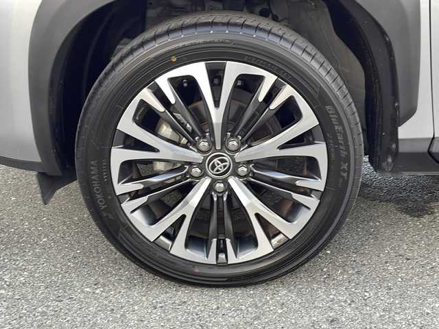 トヨタ ヤリスクロス G 山梨県 2020(令2)年 1.6万km シルバーメタリック 純正ディスプレイオーディオ　/バックカメラ　/ＵＳＢ　/Ｂｌｕｅｔｏｏｔｈ/前席シートヒーター　/ステアリングヒーター　/オートエアコン　/追従型クルーズコントロール　/ＡＢＳ　/横滑り防止装置　/レーンキープアシスト