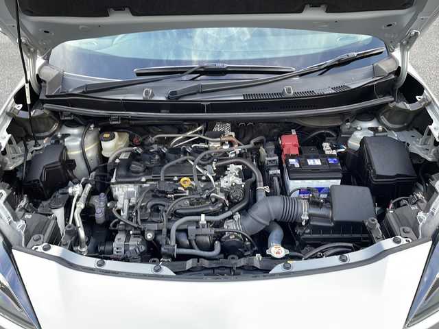 トヨタ ヤリスクロス G 山梨県 2020(令2)年 1.6万km シルバーメタリック 純正ディスプレイオーディオ　/バックカメラ　/ＵＳＢ　/Ｂｌｕｅｔｏｏｔｈ/前席シートヒーター　/ステアリングヒーター　/オートエアコン　/追従型クルーズコントロール　/ＡＢＳ　/横滑り防止装置　/レーンキープアシスト