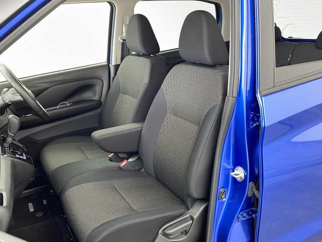 日産 デイズ HWS X プロパイロットED 兵庫県 2024(令6)年 1.5万km オーシャンブルーP ・純正9インチディスプレイオーディオ/（USB・BT・Apple Car Play・Android Auto）/・アラウンドビューモニター/・プロパイロット/・車線逸脱防止支援システム/・前方衝突予測警報/・ふらつき警報/・標識検知機能/・先行車発進お知らせ/・後側方車両検知警報/・後退時車両検知警報/・ビークルダイナミクスコントロール/・ヒルスタートアシスト/・インテリジェント エマージェンシーブレーキ/・エマージェンシーストップシグナル/・クリアランスソナー/・電装パーキングブレーキ/・オートブレーキホールド/・ETC/・純正ドライブレコーダー/・純正14インチアルミホイール/・純正フロアマット/・LEDオートライト/・フォグランプ/・ハイビームアシスト/・へッドライトレベライザー/・ウィンカーミラー/・W＋サイドエアバック/・カーテンエアバック/・革巻きステアリング/・ステアリングスイッチ/・アイドリングストップ/・スマートキー/・スペアキー/・プッシュスタート