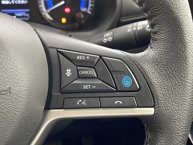 日産 デイズ HWS X プロパイロットED 兵庫県 2024(令6)年 1.5万km オーシャンブルーP ・純正9インチディスプレイオーディオ/（USB・BT・Apple Car Play・Android Auto）/・アラウンドビューモニター/・プロパイロット/・車線逸脱防止支援システム/・前方衝突予測警報/・ふらつき警報/・標識検知機能/・先行車発進お知らせ/・後側方車両検知警報/・後退時車両検知警報/・ビークルダイナミクスコントロール/・ヒルスタートアシスト/・インテリジェント エマージェンシーブレーキ/・エマージェンシーストップシグナル/・クリアランスソナー/・電装パーキングブレーキ/・オートブレーキホールド/・ETC/・純正ドライブレコーダー/・純正14インチアルミホイール/・純正フロアマット/・LEDオートライト/・フォグランプ/・ハイビームアシスト/・へッドライトレベライザー/・ウィンカーミラー/・W＋サイドエアバック/・カーテンエアバック/・革巻きステアリング/・ステアリングスイッチ/・アイドリングストップ/・スマートキー/・スペアキー/・プッシュスタート