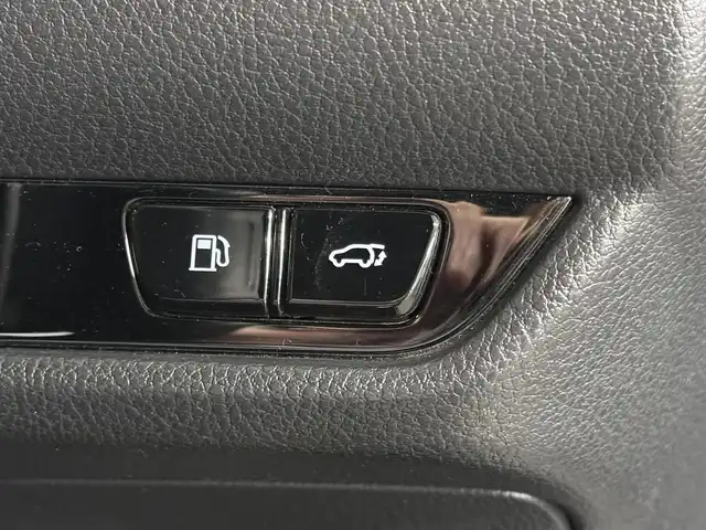 レクサス ＮＸ 350h バージョンL 三重県 2022(令4)年 6.6万km グラファイトブラックガラスフレーク Pガソリン・ハイブリッド/FF/MTモード付CVT/14インチナビ/（FM/AM/TV/Bluetooth/USB/iPod/Miracast/CarPlay/AndroidAuto）/バックカメラ・サイドカメラ（助手席側）/モデリスタエアロ（F/S/R下）/ETC2.0/LEXUS Safety System＋/・プリクラッシュセーフティ/・緊急時操舵支援＋フロントクロストラフィックアラート＋レーンチェンジアシスト/・アダプティブハイビーム/・レーントレーシングアシスト/・レーダークルコン/・ロードサインアシスト/・プロアクティブドライビングアシスト/●ブラインドスポットモニター/●安心降車アシスト/●パーキングサポートブレーキ（静止物＋後方接近車両）/●ITS Connect/など/装備/・黒×白革シート（本革・ブラック＆リッチクリーム）/・8wayパワーシート（Dメモリー/ランバーサポート付/N）/・シートベンチレーション（D/N）/・シートヒーター（D/N/2nd）/・ハンズフリーパワーバックドア/・AC100Vコンセント（100W）/・カラーHUD（連動ステアリングスイッチ付）/・左右独立オートエアコン/・3眼LEDヘッドランプ/・20inAW/・スマートキーx2、カードキーx1/など