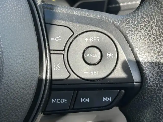 トヨタ ＲＡＶ４ ハイブリットX 埼玉県 2021(令3)年 3.5万km アティチュードブラックマイカ 純正ナビ（Ｂｌｕｅｔｏｏｔｈ、ＣＤ、ＤＶＤ、フルセグＴＶ）/バックカメラ/ＥＴＣ２．０/追従クルコン/スマートキー/ＵＳＢ入力端子/純正フロアマット/純正アルミ/前後コーナーセンサー/ＬＥＤヘッド/アイドリングストップ/オートエアコン/横滑り防止装置/レーンキープアシスト/オートライト/ダブル＋サイドエアバッグ/衝突被害軽減システム/保証書/ナビ取扱説明書/取扱説明書/プッシュスタート