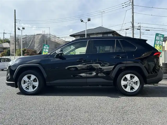 トヨタ ＲＡＶ４ ハイブリットX 埼玉県 2021(令3)年 3.5万km アティチュードブラックマイカ 純正ナビ（Ｂｌｕｅｔｏｏｔｈ、ＣＤ、ＤＶＤ、フルセグＴＶ）/バックカメラ/ＥＴＣ２．０/追従クルコン/スマートキー/ＵＳＢ入力端子/純正フロアマット/純正アルミ/前後コーナーセンサー/ＬＥＤヘッド/アイドリングストップ/オートエアコン/横滑り防止装置/レーンキープアシスト/オートライト/ダブル＋サイドエアバッグ/衝突被害軽減システム/保証書/ナビ取扱説明書/取扱説明書/プッシュスタート