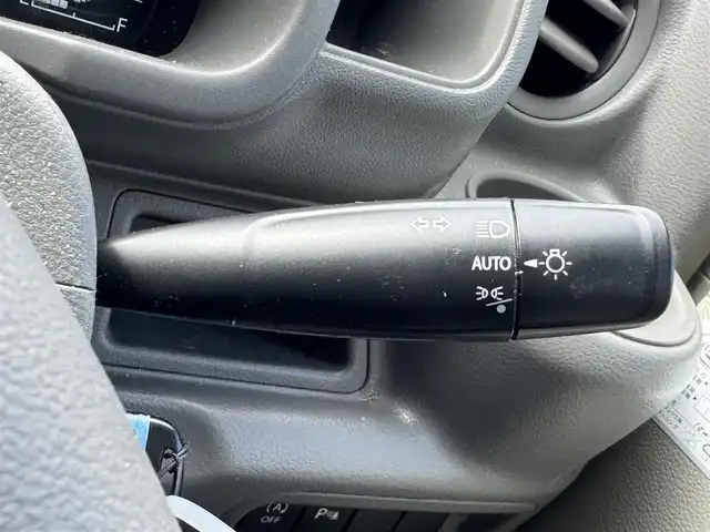 スズキ エブリイ JOIN 滋賀県 2022(令4)年 3.3万km スペリアホワイト 社外7インチナビ/【Bluetooth/CD/DVD/フルセグTV】/バックカメラ/レーンキープアシスト/衝突軽減ブレーキ/リアソナー/HIDヘッドライト/オートライト/オートマチックハイビーム/ETC/ドアバイザー/リモコンキー/純正フロアマット