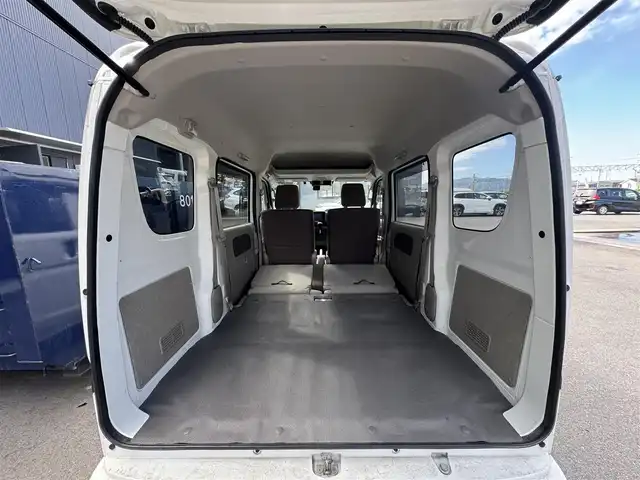 スズキ エブリイ JOIN 滋賀県 2022(令4)年 3.3万km スペリアホワイト 社外7インチナビ/【Bluetooth/CD/DVD/フルセグTV】/バックカメラ/レーンキープアシスト/衝突軽減ブレーキ/リアソナー/HIDヘッドライト/オートライト/オートマチックハイビーム/ETC/ドアバイザー/リモコンキー/純正フロアマット