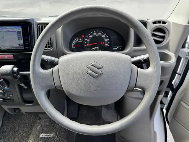 スズキ エブリイ JOIN 滋賀県 2022(令4)年 3.3万km スペリアホワイト 社外7インチナビ/【Bluetooth/CD/DVD/フルセグTV】/バックカメラ/レーンキープアシスト/衝突軽減ブレーキ/リアソナー/HIDヘッドライト/オートライト/オートマチックハイビーム/ETC/ドアバイザー/リモコンキー/純正フロアマット