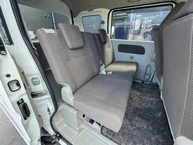 スズキ エブリイ JOIN 滋賀県 2022(令4)年 3.3万km スペリアホワイト 社外7インチナビ/【Bluetooth/CD/DVD/フルセグTV】/バックカメラ/レーンキープアシスト/衝突軽減ブレーキ/リアソナー/HIDヘッドライト/オートライト/オートマチックハイビーム/ETC/ドアバイザー/リモコンキー/純正フロアマット
