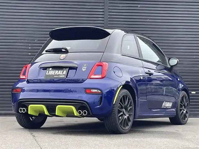 アバルト ５９５ モンスターエナジー・ヤマハ 三重県 2022(令4)年 5.1万km 青Ⅱ ２０台限定車/左ハンドル/５速マニュアル/レコードモンツァマフラー/ディスプレイオーディオ/ＡｐｐｌｅＣａｒＰｌａｙ/専用シート/専用１７インチアルミホイール/ネロスコルピオーネ／ブルポディオ
