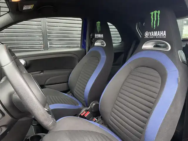 アバルト ５９５ モンスターエナジー・ヤマハ 三重県 2022(令4)年 5.1万km 青Ⅱ ２０台限定車/左ハンドル/５速マニュアル/レコードモンツァマフラー/ディスプレイオーディオ/ＡｐｐｌｅＣａｒＰｌａｙ/専用シート/専用１７インチアルミホイール/ネロスコルピオーネ／ブルポディオ