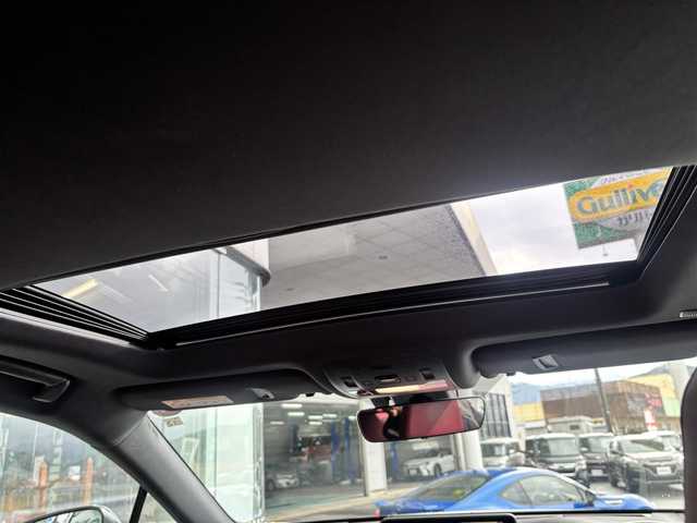 レクサス ＲＸ 450h Fスポーツ 京都府 2018(平30)年 6.4万km ホワイトノーヴァガラスフレーク 赤革シート/純正12.3インチメモリーナビ、地デジ、Bluetooth/サイド、バックモニター/USB端子/全席シートヒーター/全席パワーシート/前席エアーシート/ヘッドアップディスプレイ/パドルシフト/ハンドルヒーター/ビルトインETC/100Vコンセント/運転席メモリーシート/角形3眼LEDヘッドンランプ/パワーバックドア/トヨタセーフティセンス/・プリクラッシュセーフティシステム/・レーンキーピングアシスト/・オートマチックハイビーム/・レーダークルーズコントロール/純正20インチアルミホイール/スペアキー/記録簿R1、R2、R3、R5/保証書/取扱説明書