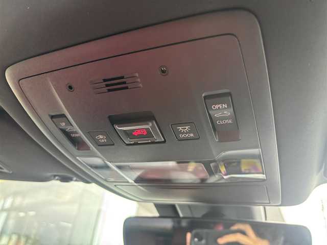 レクサス ＲＸ 450h Fスポーツ 京都府 2018(平30)年 6.4万km ホワイトノーヴァガラスフレーク 赤革シート/純正12.3インチメモリーナビ、地デジ、Bluetooth/サイド、バックモニター/USB端子/全席シートヒーター/全席パワーシート/前席エアーシート/ヘッドアップディスプレイ/パドルシフト/ハンドルヒーター/ビルトインETC/100Vコンセント/運転席メモリーシート/角形3眼LEDヘッドンランプ/パワーバックドア/トヨタセーフティセンス/・プリクラッシュセーフティシステム/・レーンキーピングアシスト/・オートマチックハイビーム/・レーダークルーズコントロール/純正20インチアルミホイール/スペアキー/記録簿R1、R2、R3、R5/保証書/取扱説明書