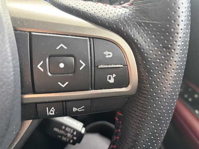 レクサス ＲＸ 450h Fスポーツ 京都府 2018(平30)年 6.4万km ホワイトノーヴァガラスフレーク 赤革シート/純正12.3インチメモリーナビ、地デジ、Bluetooth/サイド、バックモニター/USB端子/全席シートヒーター/全席パワーシート/前席エアーシート/ヘッドアップディスプレイ/パドルシフト/ハンドルヒーター/ビルトインETC/100Vコンセント/運転席メモリーシート/角形3眼LEDヘッドンランプ/パワーバックドア/トヨタセーフティセンス/・プリクラッシュセーフティシステム/・レーンキーピングアシスト/・オートマチックハイビーム/・レーダークルーズコントロール/純正20インチアルミホイール/スペアキー/記録簿R1、R2、R3、R5/保証書/取扱説明書