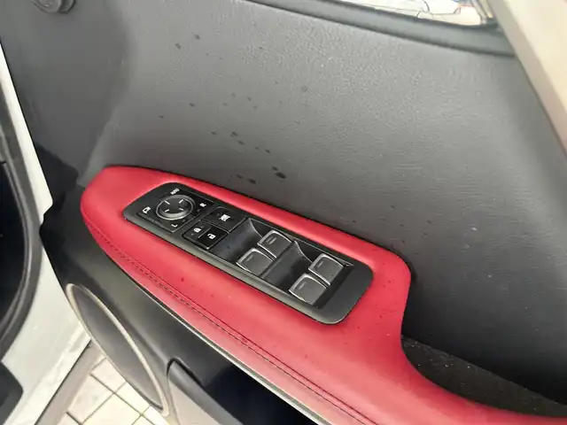 レクサス ＲＸ 450h Fスポーツ 京都府 2018(平30)年 6.4万km ホワイトノーヴァガラスフレーク 赤革シート/純正12.3インチメモリーナビ、地デジ、Bluetooth/サイド、バックモニター/USB端子/全席シートヒーター/全席パワーシート/前席エアーシート/ヘッドアップディスプレイ/パドルシフト/ハンドルヒーター/ビルトインETC/100Vコンセント/運転席メモリーシート/角形3眼LEDヘッドンランプ/パワーバックドア/トヨタセーフティセンス/・プリクラッシュセーフティシステム/・レーンキーピングアシスト/・オートマチックハイビーム/・レーダークルーズコントロール/純正20インチアルミホイール/スペアキー/記録簿R1、R2、R3、R5/保証書/取扱説明書