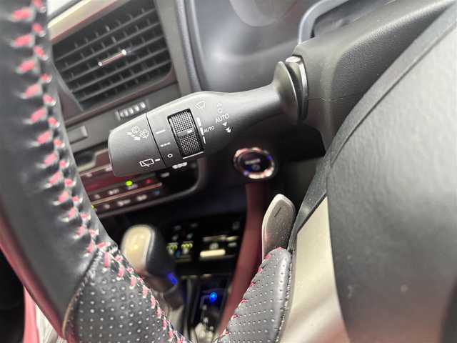 レクサス ＲＸ 450h Fスポーツ 京都府 2018(平30)年 6.4万km ホワイトノーヴァガラスフレーク 赤革シート/純正12.3インチメモリーナビ、地デジ、Bluetooth/サイド、バックモニター/USB端子/全席シートヒーター/全席パワーシート/前席エアーシート/ヘッドアップディスプレイ/パドルシフト/ハンドルヒーター/ビルトインETC/100Vコンセント/運転席メモリーシート/角形3眼LEDヘッドンランプ/パワーバックドア/トヨタセーフティセンス/・プリクラッシュセーフティシステム/・レーンキーピングアシスト/・オートマチックハイビーム/・レーダークルーズコントロール/純正20インチアルミホイール/スペアキー/記録簿R1、R2、R3、R5/保証書/取扱説明書