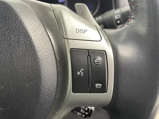 レクサス ＣＴ 200h クリエイティブ テキスタイルインテリア 富山県 2012(平24)年 12.2万km パール 純正ナビ（ＣＤ　ＤＶＤ　ｂｌｕｅｔｏｏｔｈ　ＭＳＶ）　/フルセグTV/バックカメラ　/前後コーナーセンサー　/ＥＴＣ　/黒革調シート/前席パワーシート・シートヒーター　/運転席シートメモリー/オートライト/ＬＥＤヘッドライト　/フォグ　/純正１７インチAW/パドルシフト　/クルーズコントロール/スマートキー/プッシュスタート/走行モード切替（ECO/NORMAL/SPORT)/純正マット・バイザー/保証書、取説/スペアキー