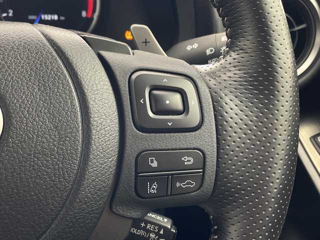 レクサス ＩＳ 300 Fスポーツ 兵庫県 2020(令2)年 1.6万km ホワイトノーヴァガラスフレーク ・純正10.3インチナビ/Bluetooth/TV/USB/・パノラミックビューモニター/・純正ドライブレコーダー/・サンルーフ/・ビルトインETC2.0/・Lexus Safety System + /・プリクラッシュセーフティ/・レーントレーシングアシスト/・オートマチックハイビーム/・レーダークルーズコントロール/・ロードサインアシスト/・先行車発進告知機能/・ドライバー異常時対応システム/・ブラインドスポットモニター/・クリアランスソナー/・白レザーシート/・前席パワーシート/・前席シートヒーター/・前席シートベンチレーション/・LEDヘッドライト/・純正19インチアルミホイール/・スマートキー/・nanoeX/・ドアラミラーヒーター/・ステアリングヒーター/・スペアキー