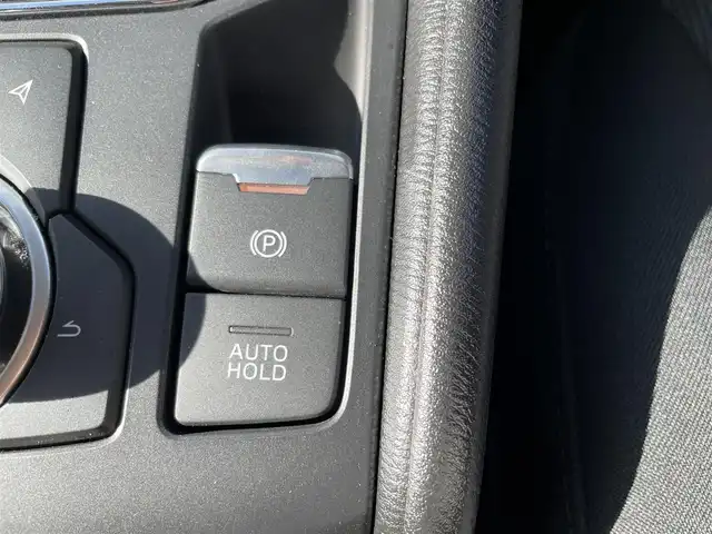 マツダ ＣＸ－５ XD スマートエディション 福岡県 2022(令4)年 2.3万km スノーフレイクホワイトパールマイカ ディーゼルターボ/純正ナビ/(フルセグTV/Bluetooth/USB)/バックカメラ/全方位カメラ/ヘッドアップディスプレイ/i-ACTIVESENSE/・ドライバーアテンションアラート/・速度標識認識/・車間認認知支援システム/・車線逸脱警報システム/・ブラインドスポットモニタリング/・スマートシティブレーキサポート/コーナーセンサー/ETC/ドライブレコーダー/禁煙車/LEDヘッドライト/オートライト/フォグランプ/横滑り防止装置/スマートキー/プッシュスタート/アイドリングストップ/ステアリングスイッチ/革巻きステアリング/ウィンカーミラー/電動格納ミラー/純正17インチアルミホイール/フロアマット