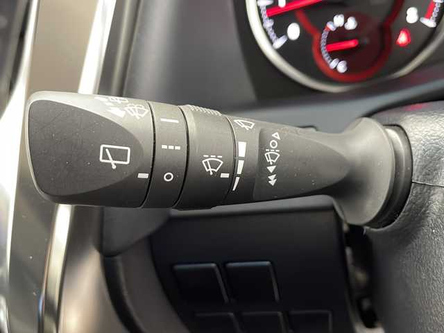 トヨタ ヴェルファイア Z Aエディション 千葉県 2018(平30)年 5.6万km ホワイトパールクリスタルシャイン トヨタセーフティセンス/・レーダークルーズコントロール/・衝突軽減ブレーキ/・誤発進抑制機能/・車線維持機能/・標識認識機能/・先行車発進お知らせ機能/社外ALPINE11型SDナビ(CD DVD USB BT フルセグTV)/ALPINE後席モニター/デジタルインナーミラー/コーナーセンサー/両側パワースライドドア/ドライブレコーダー/ETC/純正18インチアルミホイール/LEDヘッドライト/フォグランプ/レザー調シートカバー/ステアリングスイッチ/電動格納ミラー/純正フロアマット/ドラレコSDなし