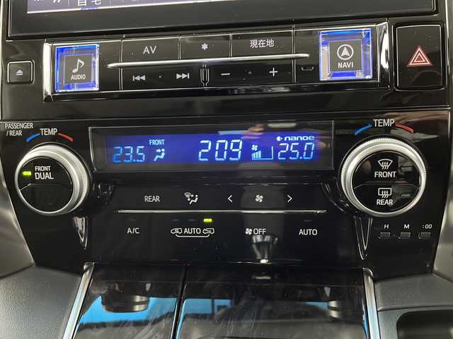 トヨタ ヴェルファイア Z Aエディション 千葉県 2018(平30)年 5.6万km ホワイトパールクリスタルシャイン トヨタセーフティセンス/・レーダークルーズコントロール/・衝突軽減ブレーキ/・誤発進抑制機能/・車線維持機能/・標識認識機能/・先行車発進お知らせ機能/社外ALPINE11型SDナビ(CD DVD USB BT フルセグTV)/ALPINE後席モニター/デジタルインナーミラー/コーナーセンサー/両側パワースライドドア/ドライブレコーダー/ETC/純正18インチアルミホイール/LEDヘッドライト/フォグランプ/レザー調シートカバー/ステアリングスイッチ/電動格納ミラー/純正フロアマット/ドラレコSDなし
