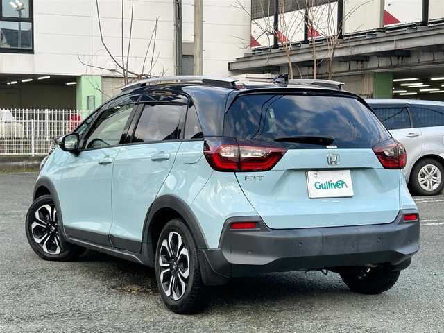 ホンダ フィット クロスター 熊本県 2020(令2)年 3.3万km サーフブルー/ブラック ワンオーナー/プッシュスタート/純正ナビ/（CD・DVD・フルセグTV・BTオーディオ・SD）/バックカメラ/ETC/前後ドライブレコーダー/純正16インチAW/レーダークルーズ/ルーフレール/LEDヘッドライト/オートライト/前後コーナーセンサー/横滑り防止装置/ウィンカーミラー/純正フロアマット/純正ドアバイザー/新車保証書/取扱説明書/スマートスペアキー×1本