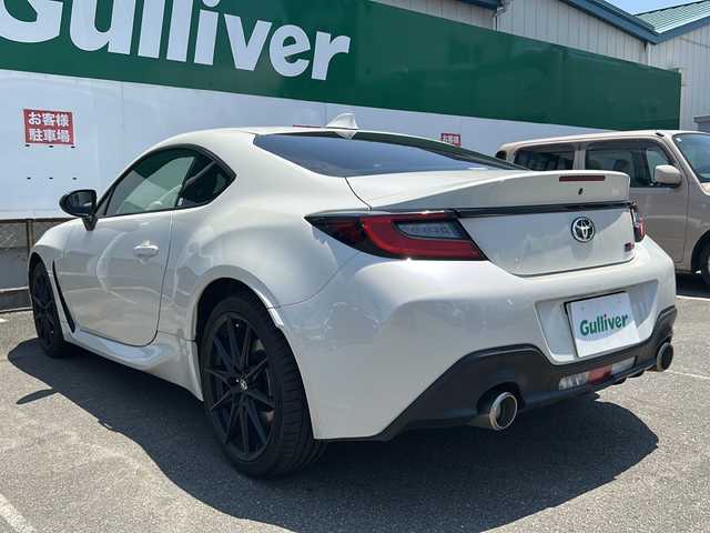 トヨタ ＧＲ８６ RZ 福島県 2022(令4)年 2.5万km クリスタルホワイトパール ハーフレザーシート/社外メモリナビ＆フルセグＴＶ/（ＤＶＤ＆ＣＤ＆ＵＳＢ＆ＢＴ）/バックカメラ/クルーズコントロール/ブラインドスポットモニター/ＢＥＬＬＯＦデジタルインナーミラー/ＥＴＣ/純正１８inアルミホイール/オートライト/ＬＥＤライト/電動格納ミラー/スマートキー/プッシュスタート/Ｗエアバッグ/横滑り防止装置/ＡＢＳ/純正フロアマット/新車保証書/取扱説明書